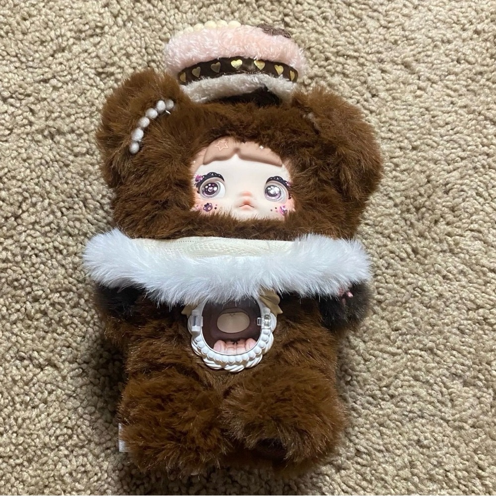 Nommi Amarilith A Bite of Sweetheart Series plush Mellow Cocoa